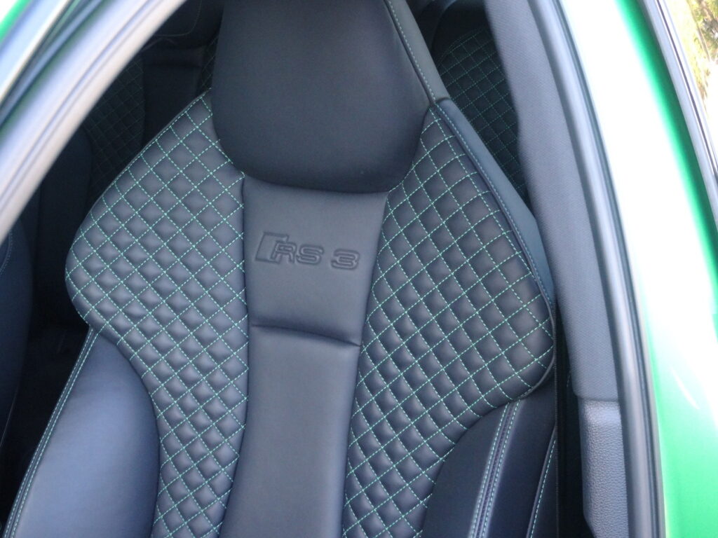 AUDI RS3 Exposé-Bild 6