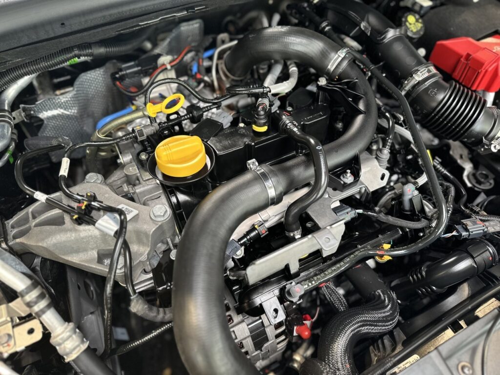 Renault Clio Exposé-Bild 8