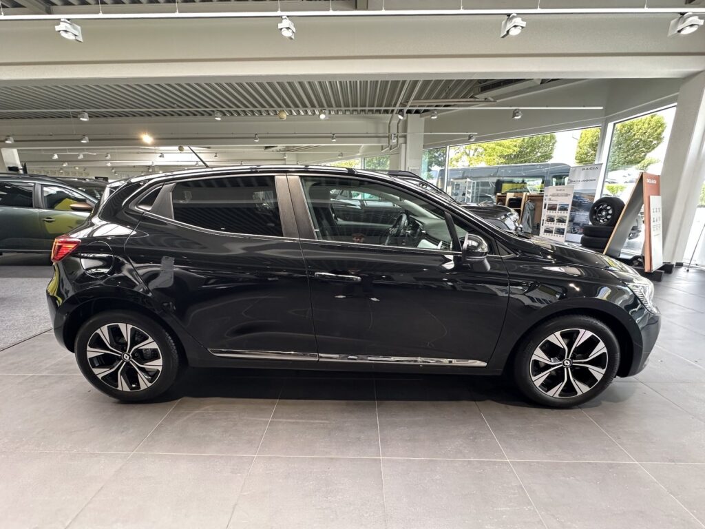 Renault Clio Exposé-Bild 10