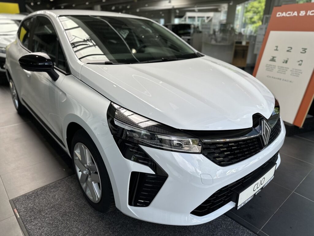 Renault Clio Exposé-Bild 5