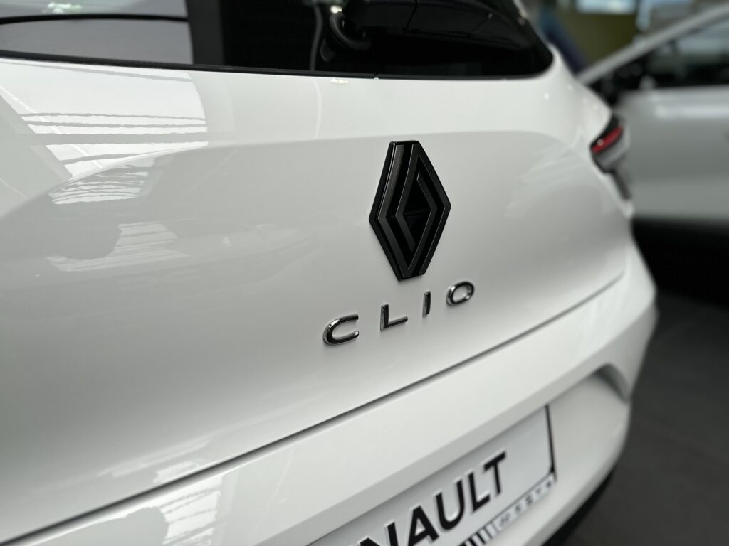 Renault Clio Exposé-Bild 20
