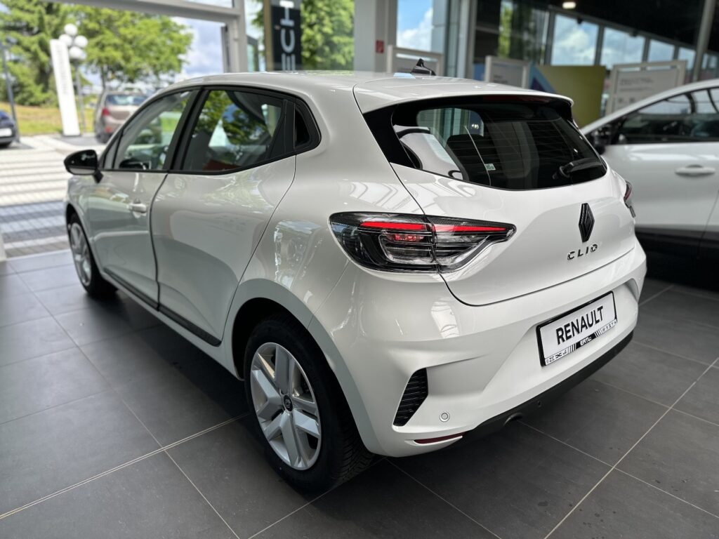 Renault Clio Exposé-Bild 23