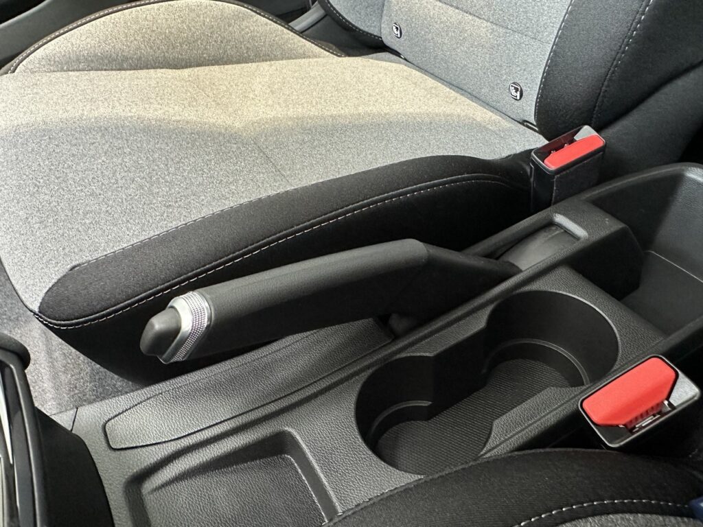 Renault Clio Exposé-Bild 44