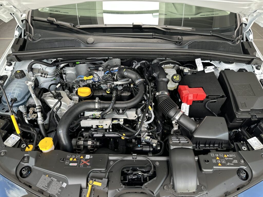 Renault Clio Exposé-Bild 48