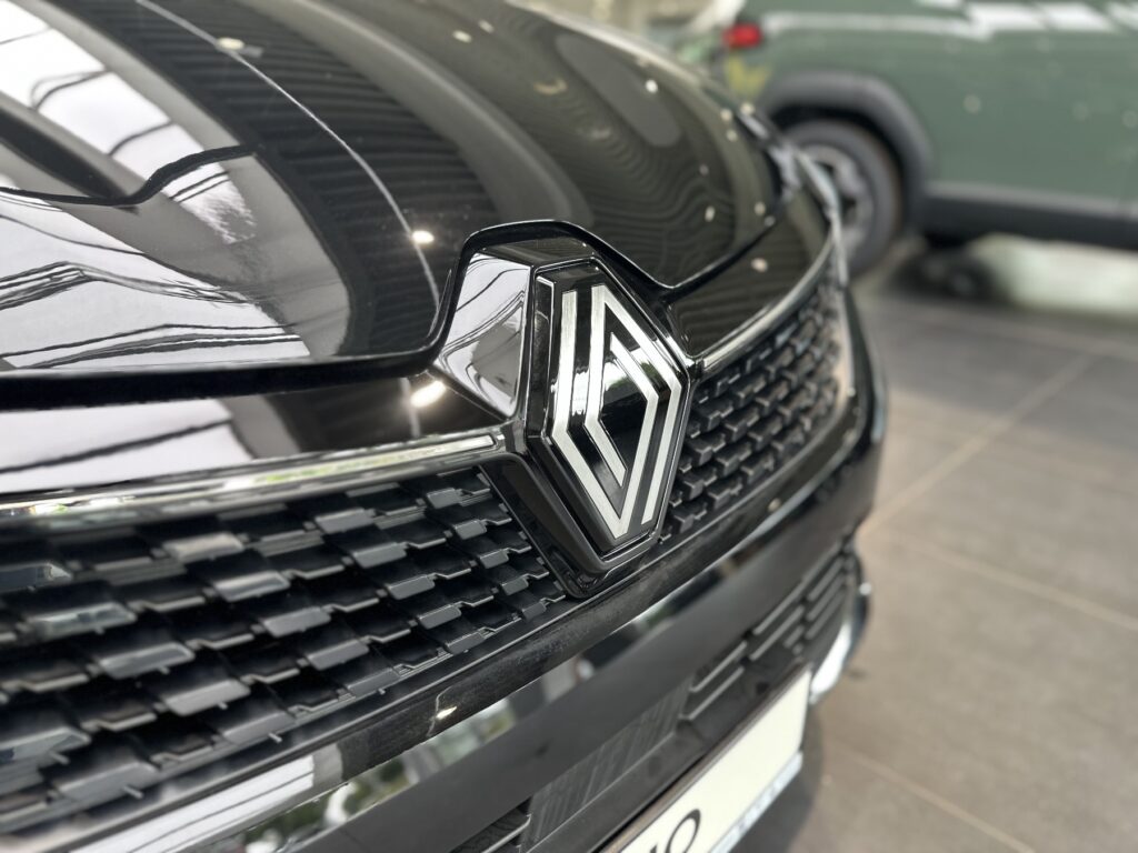 Renault Clio Exposé-Bild 6