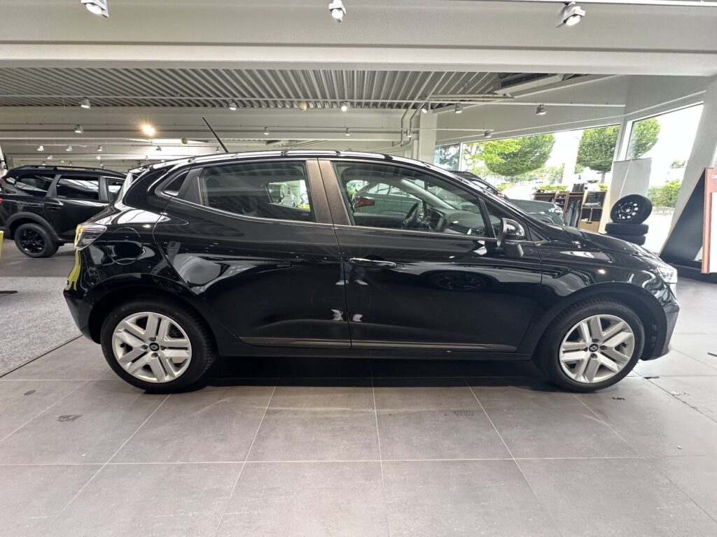 Renault Clio Exposé-Bild 7