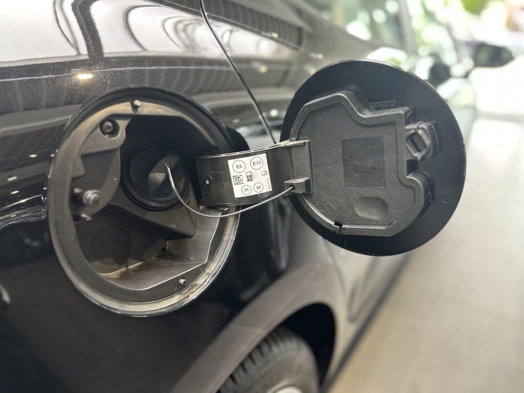 Renault Clio Exposé-Bild 16
