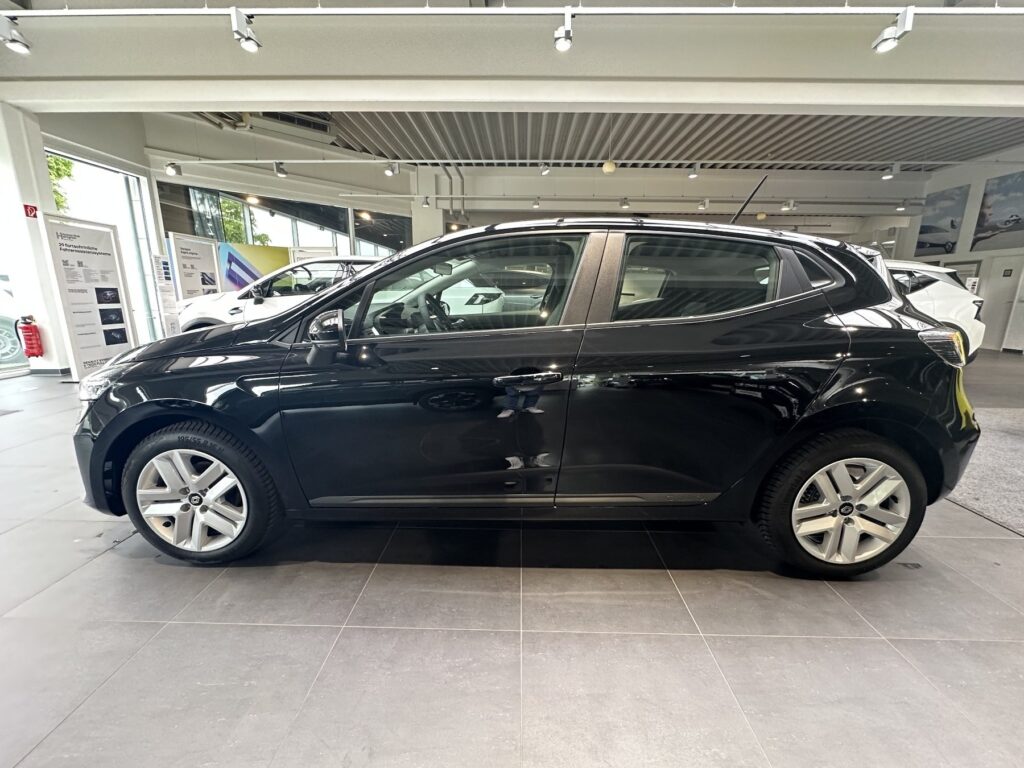 Renault Clio Exposé-Bild 26