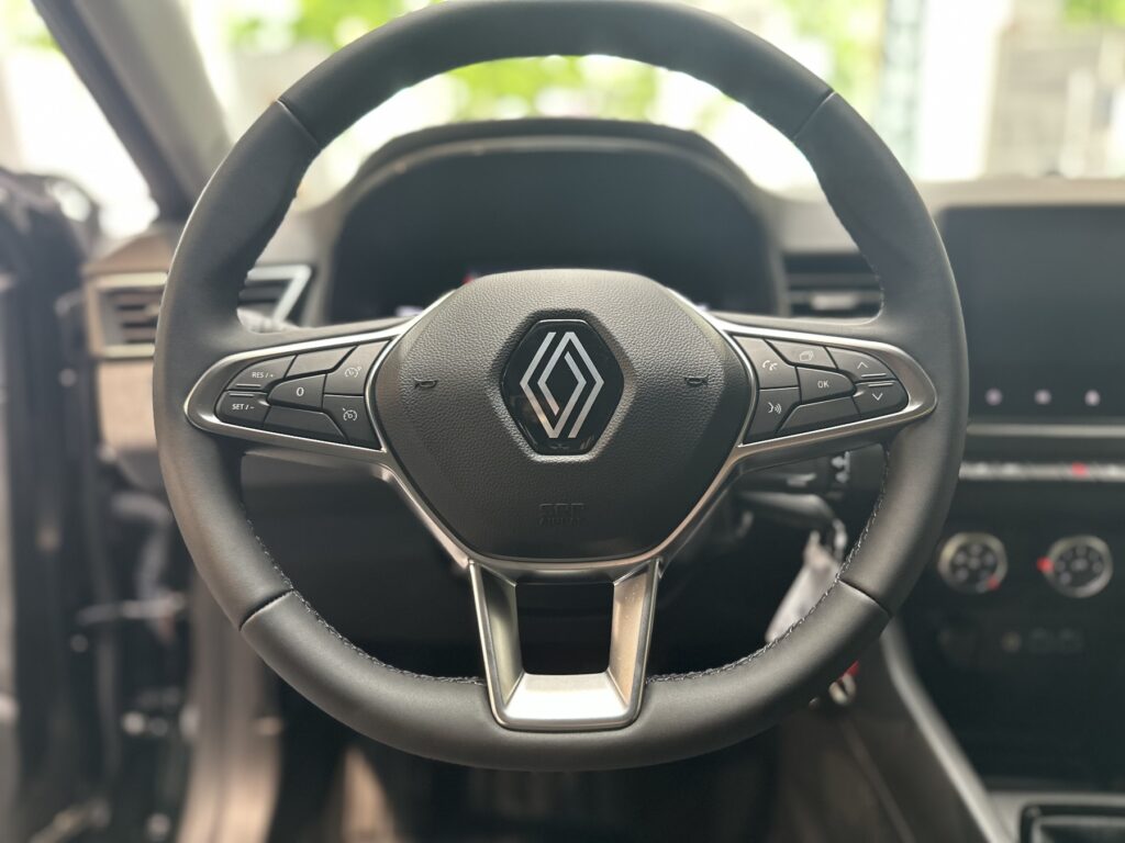 Renault Clio Exposé-Bild 34