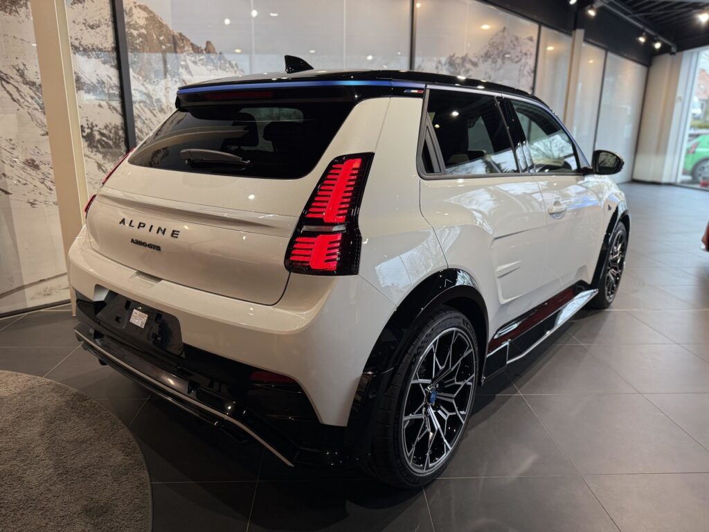 Alpine A290 Exposé-Bild 3