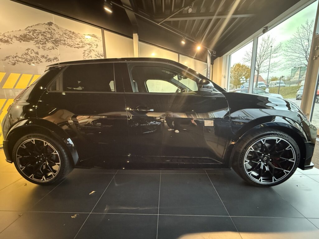 Alpine A290 Exposé-Bild 5