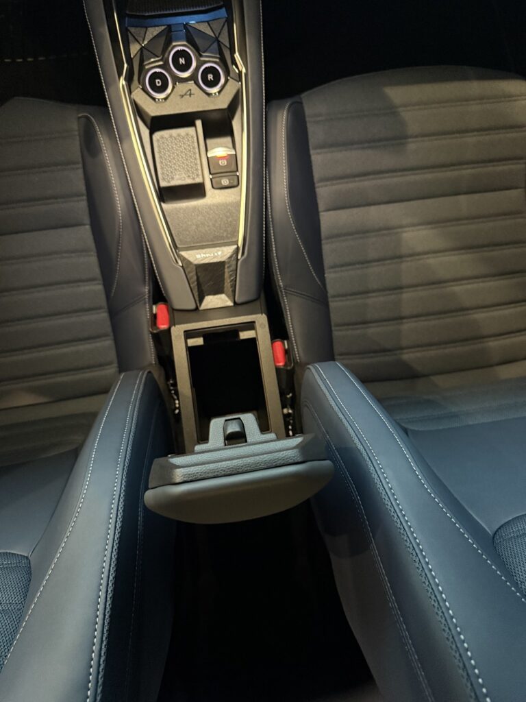 Alpine A290 Exposé-Bild 37