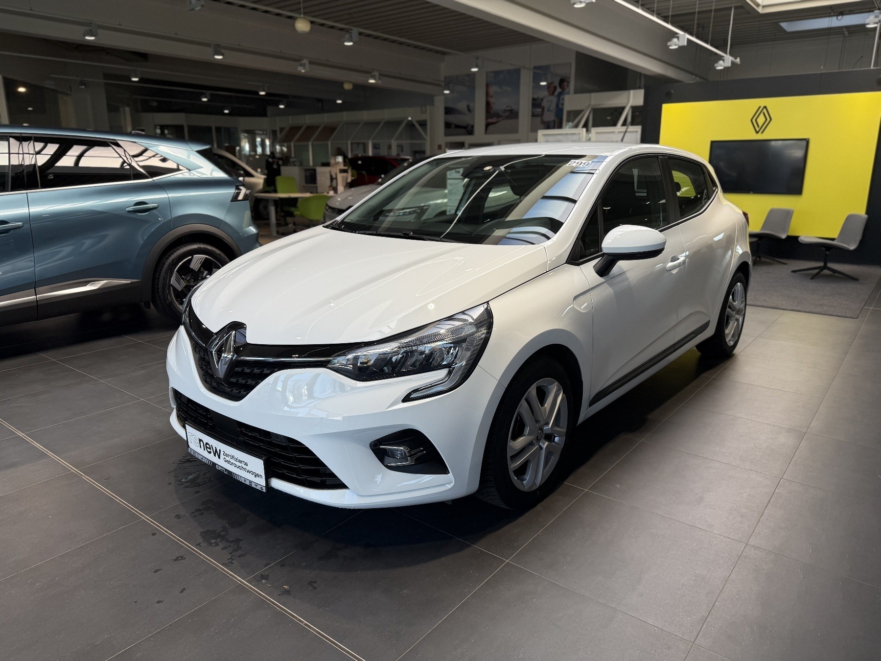 Renault Clio (ww_41558)