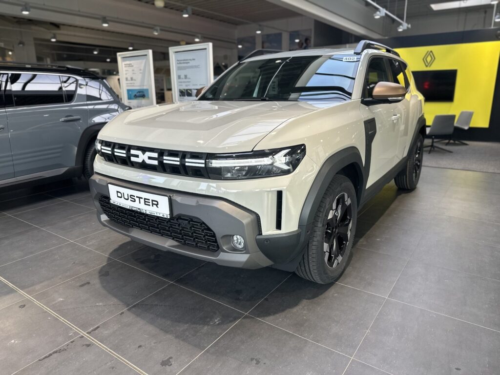 Dacia Duster Exposé-Bild 1