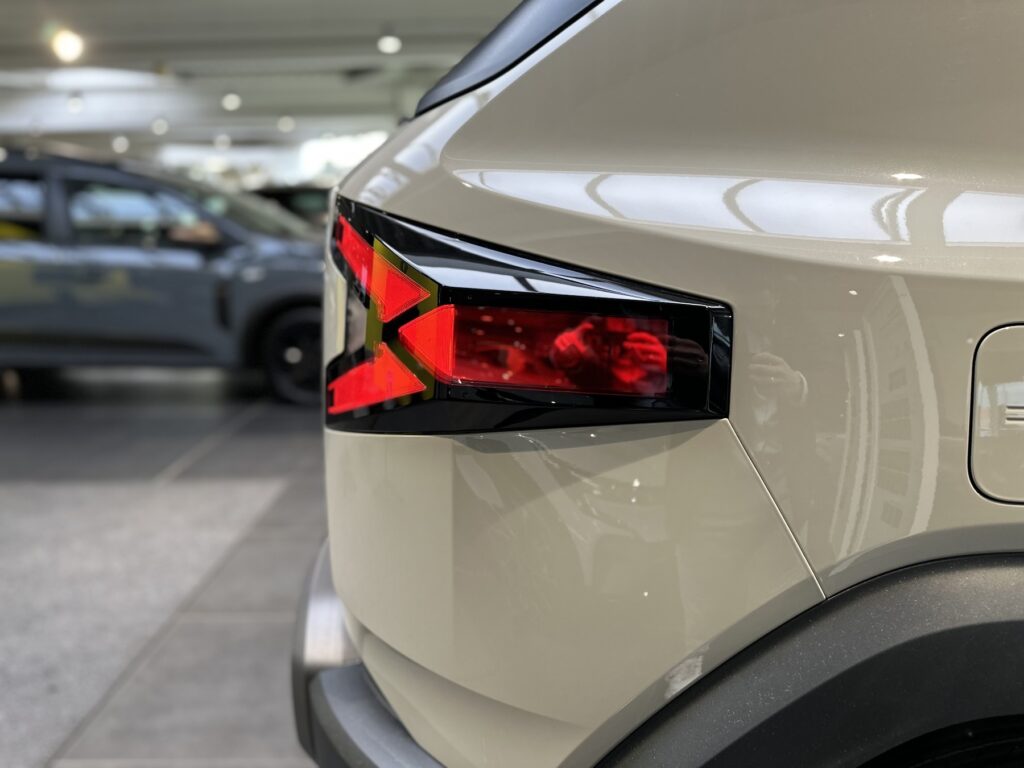 Dacia Duster Exposé-Bild 9