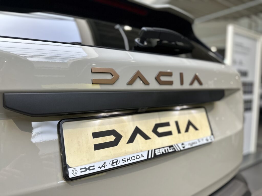 Dacia Duster Exposé-Bild 13