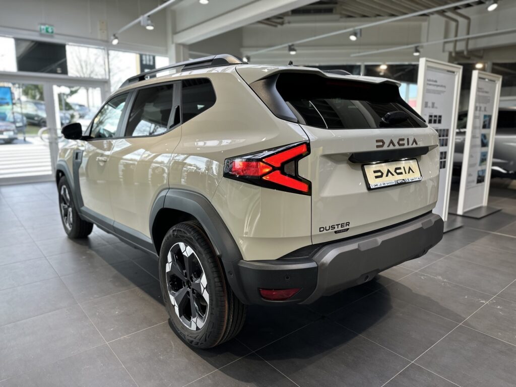 Dacia Duster Exposé-Bild 14