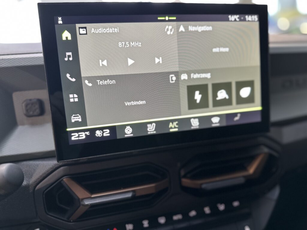 Dacia Duster Exposé-Bild 25