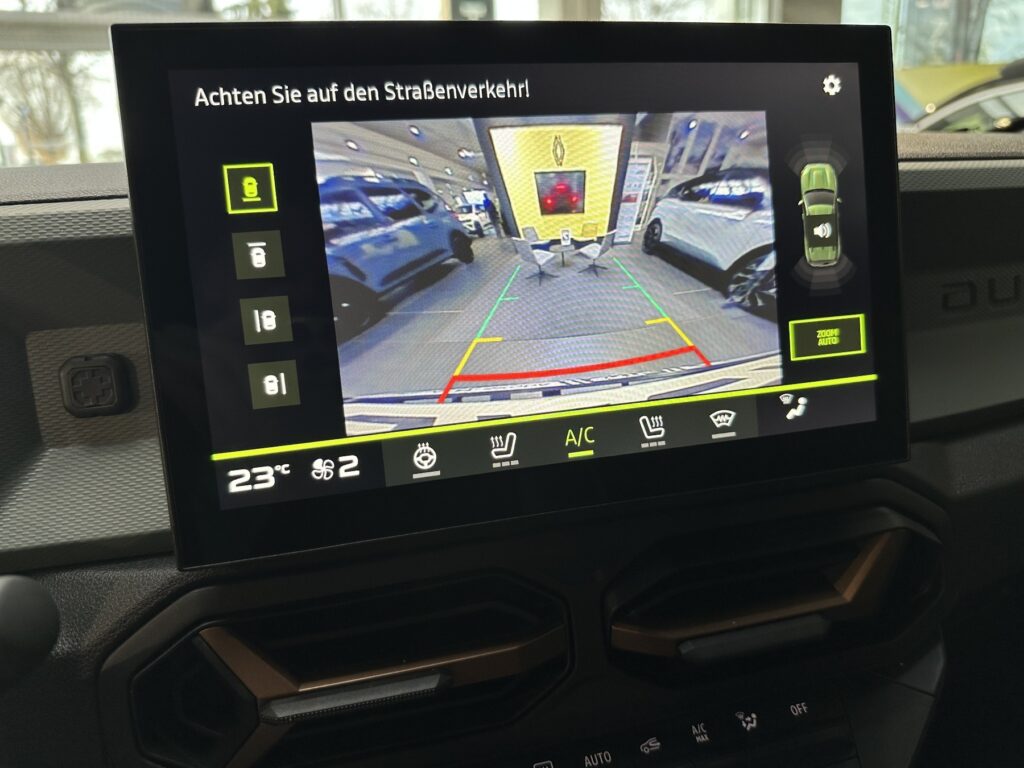 Dacia Duster Exposé-Bild 27