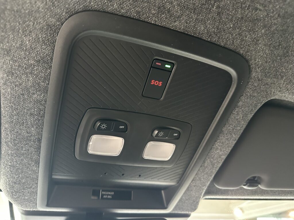 Dacia Duster Exposé-Bild 33