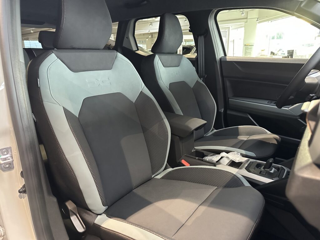 Dacia Duster Exposé-Bild 41
