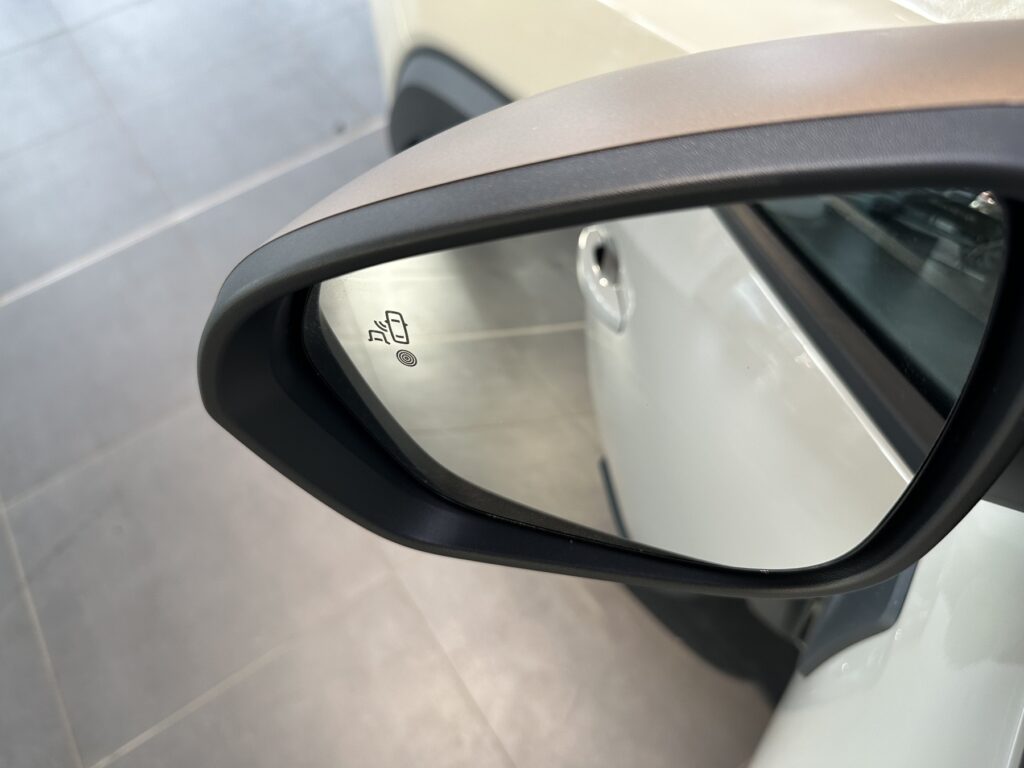 Dacia Duster Exposé-Bild 49