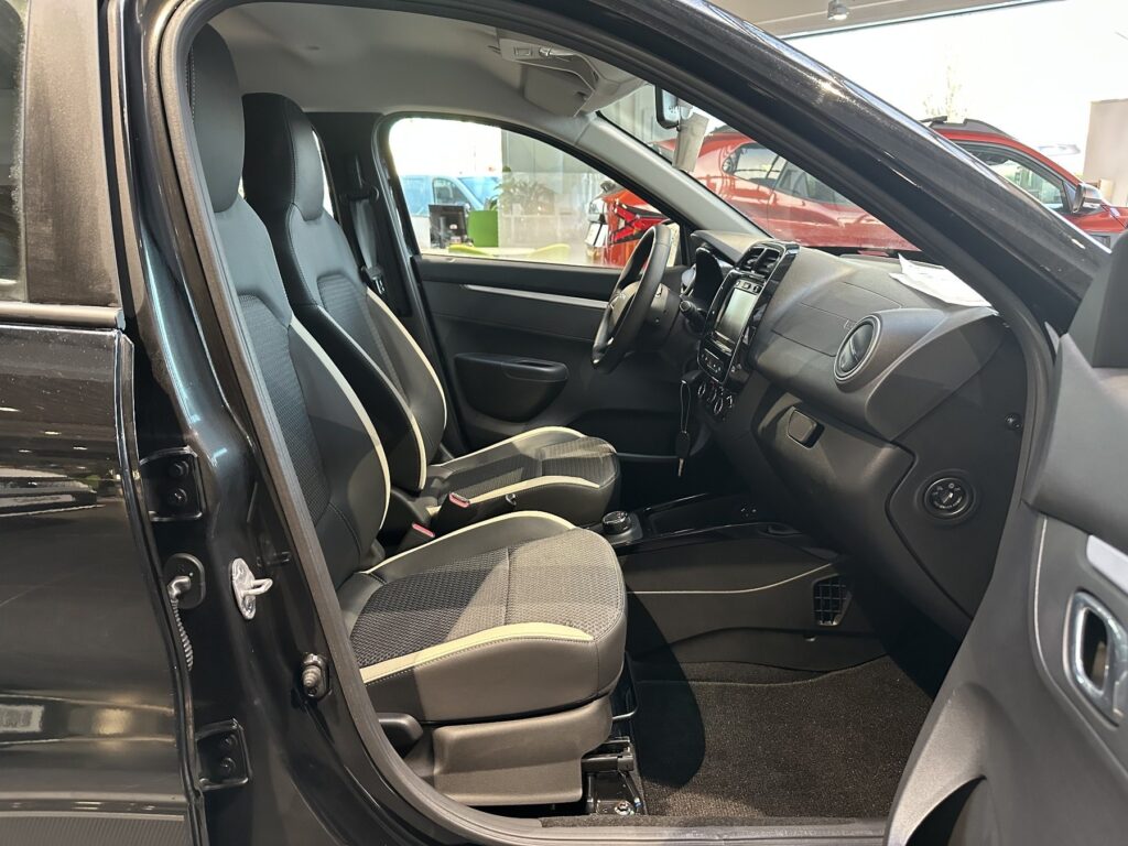 Dacia Spring Exposé-Bild 9