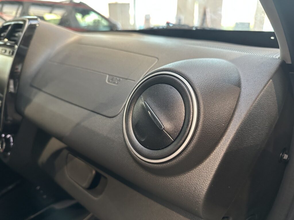 Dacia Spring Exposé-Bild 11