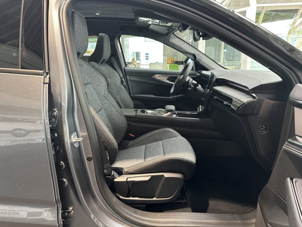 Renault Austral Exposé-Bild 9