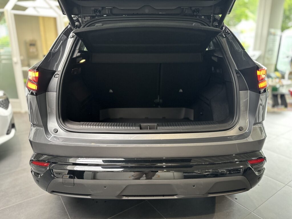 Renault Austral Exposé-Bild 24