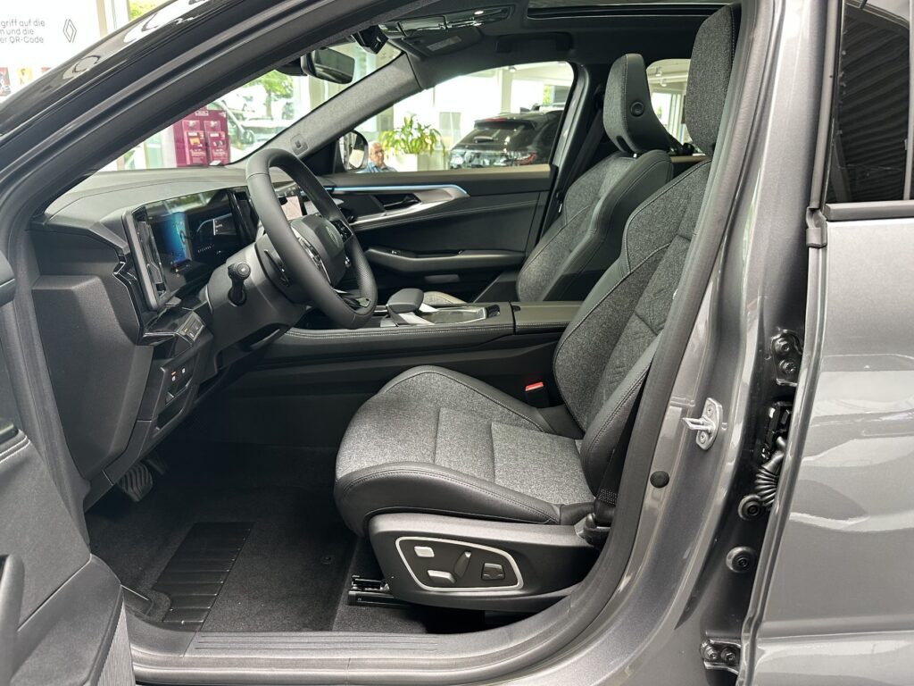 Renault Austral Exposé-Bild 30