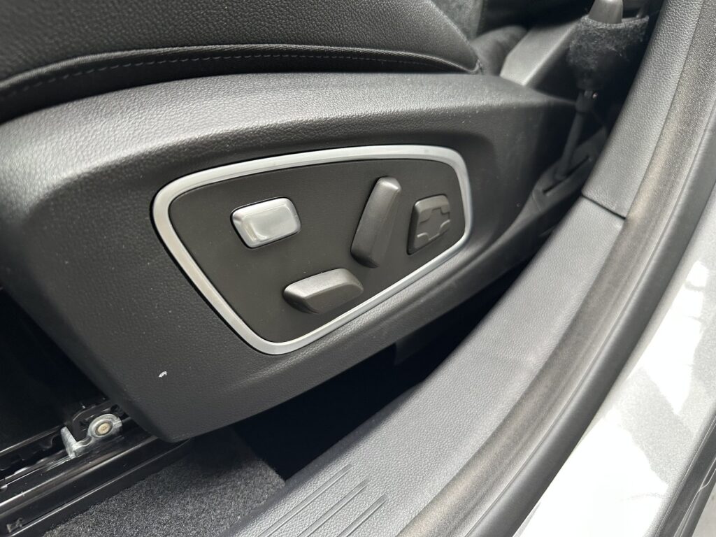 Renault Austral Exposé-Bild 35