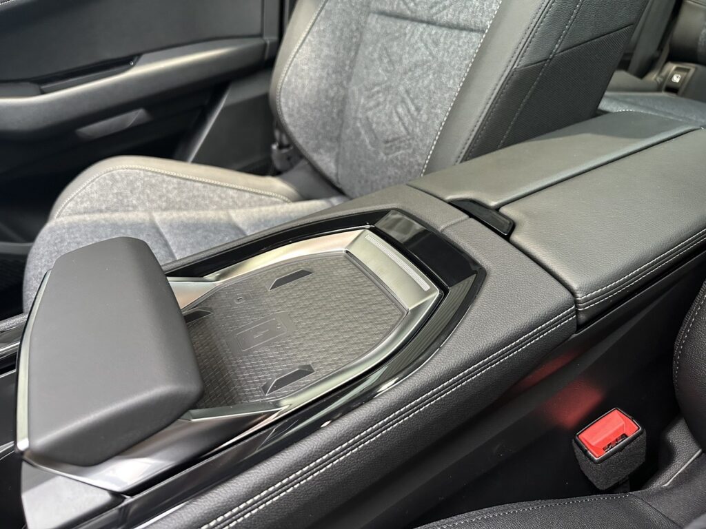 Renault Austral Exposé-Bild 47