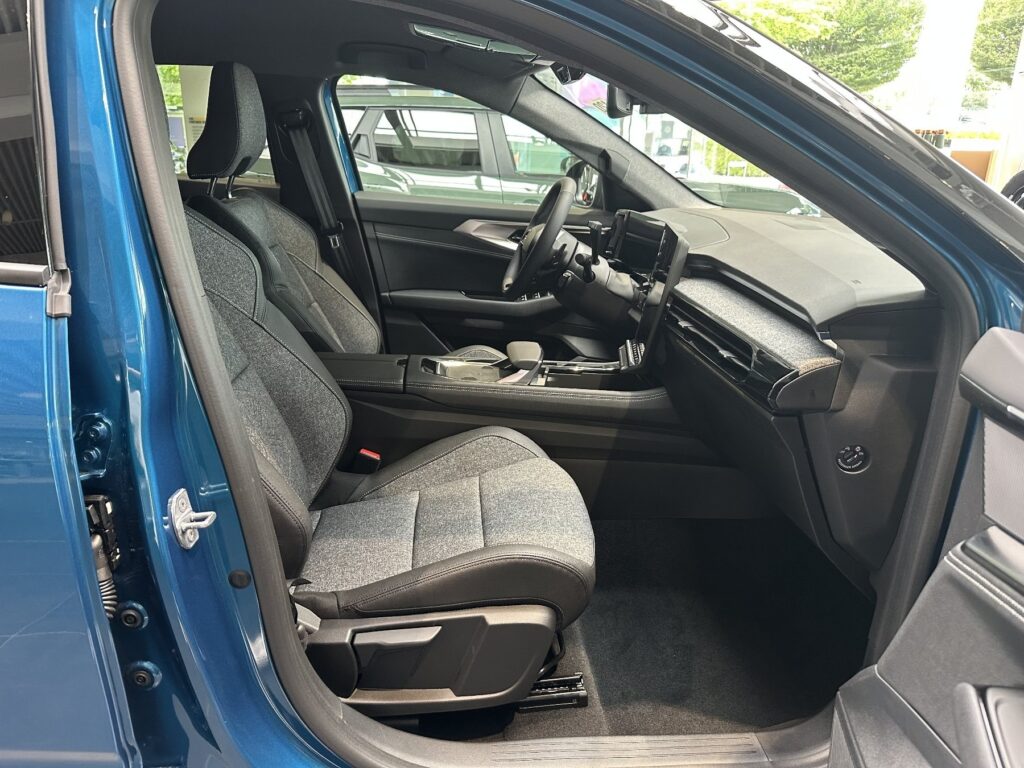 Renault Austral Exposé-Bild 9