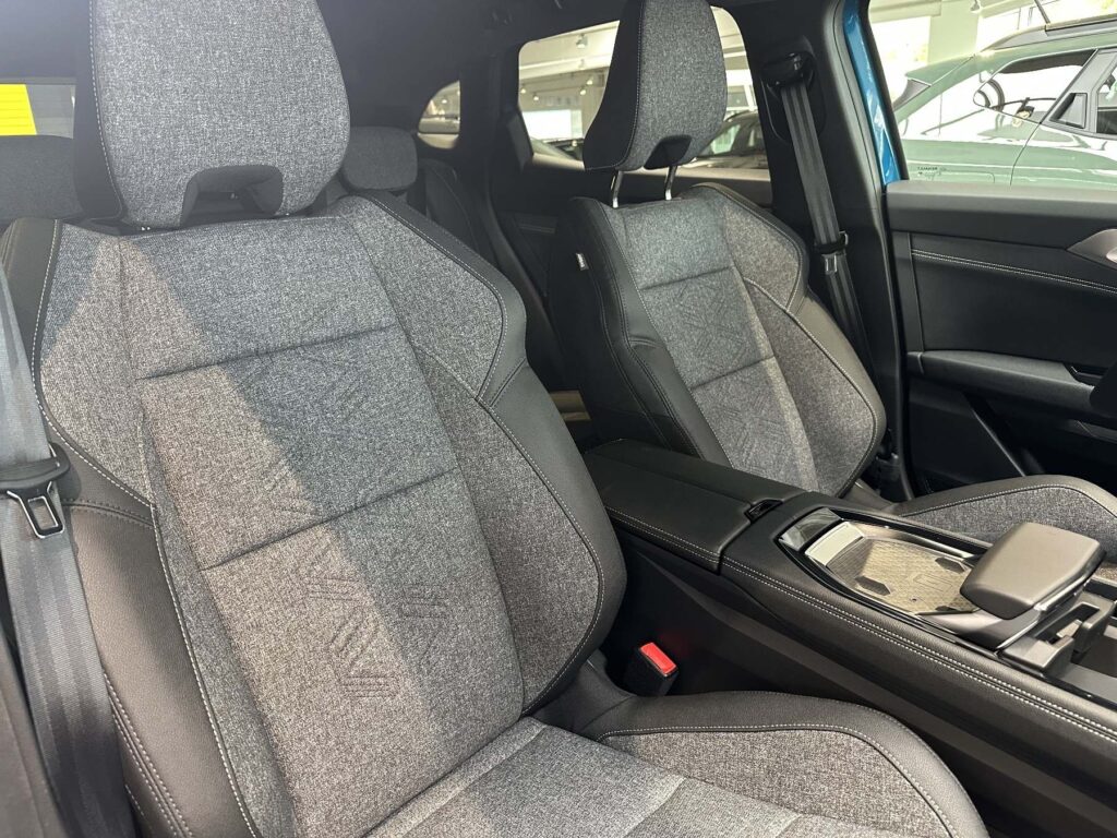 Renault Austral Exposé-Bild 12