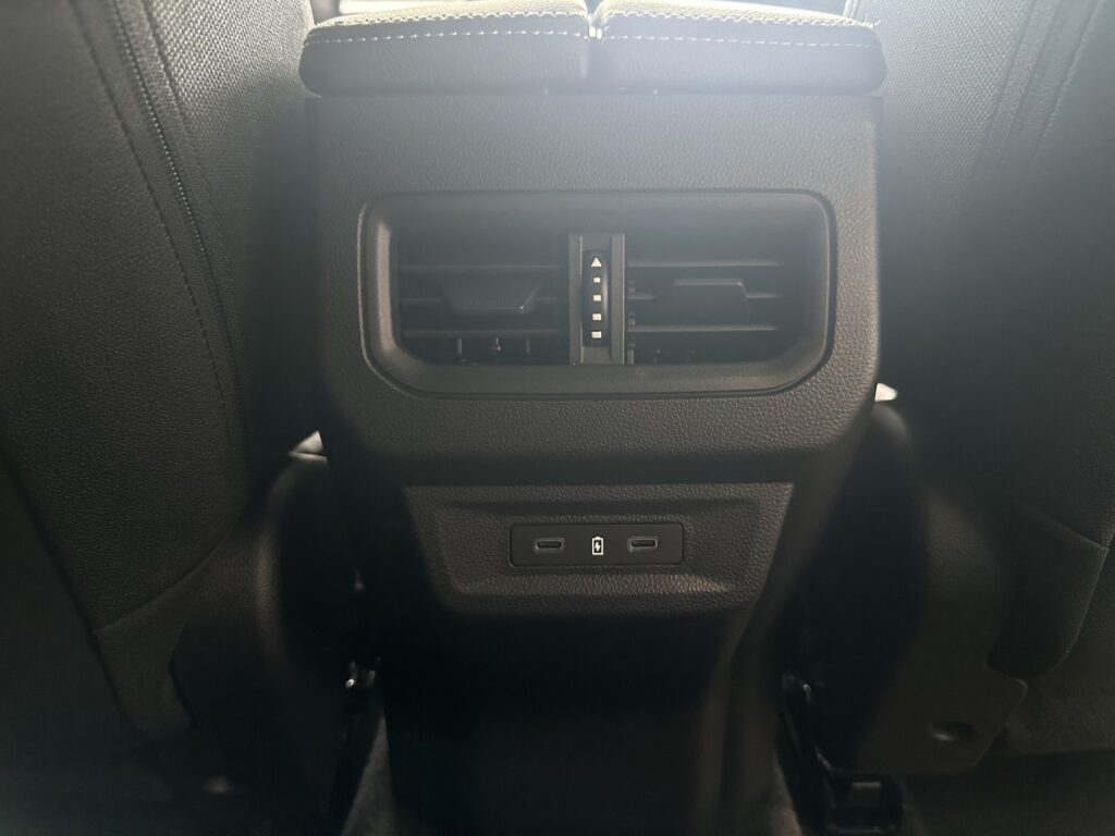 Renault Austral Exposé-Bild 17