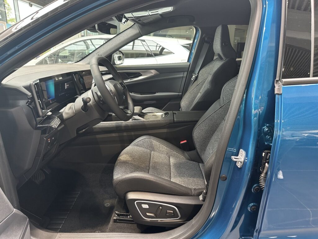 Renault Austral Exposé-Bild 32