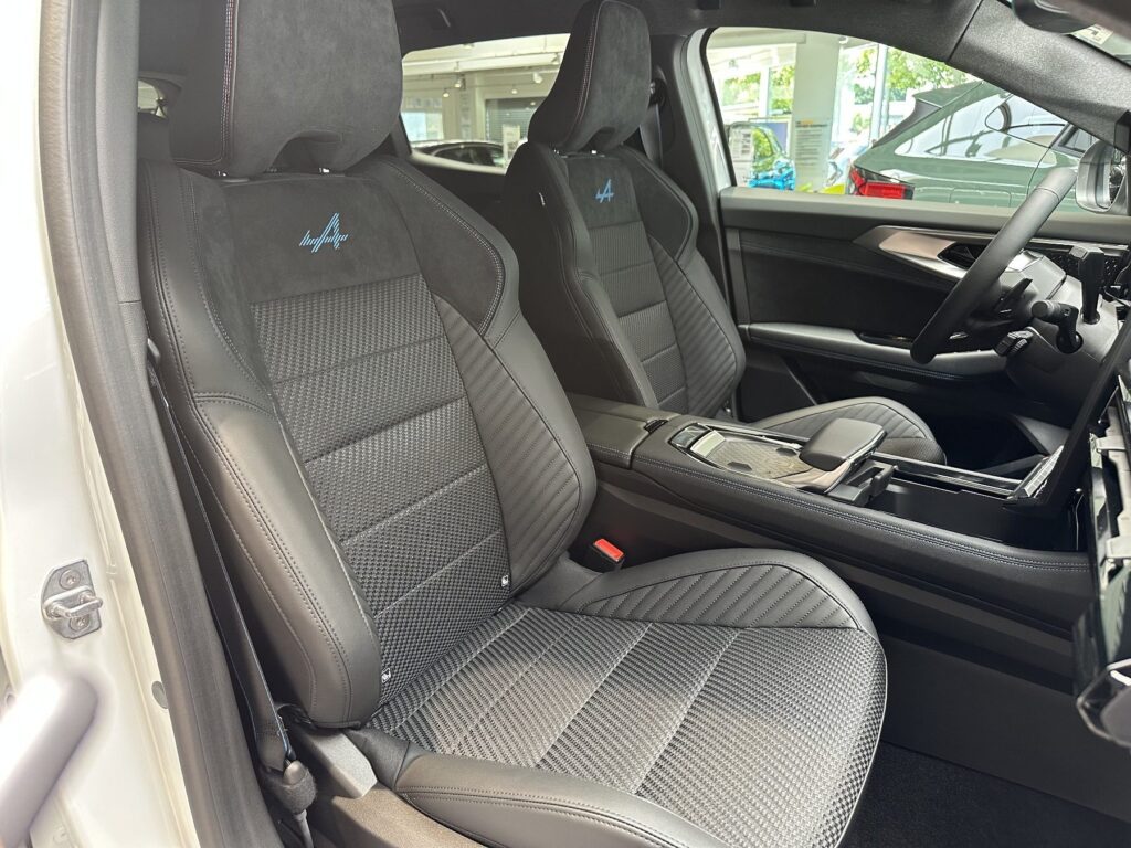 Renault Austral Exposé-Bild 12