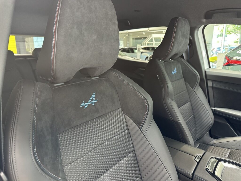 Renault Austral Exposé-Bild 13