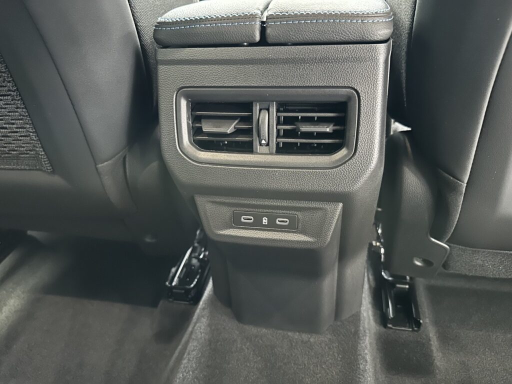 Renault Austral Exposé-Bild 17