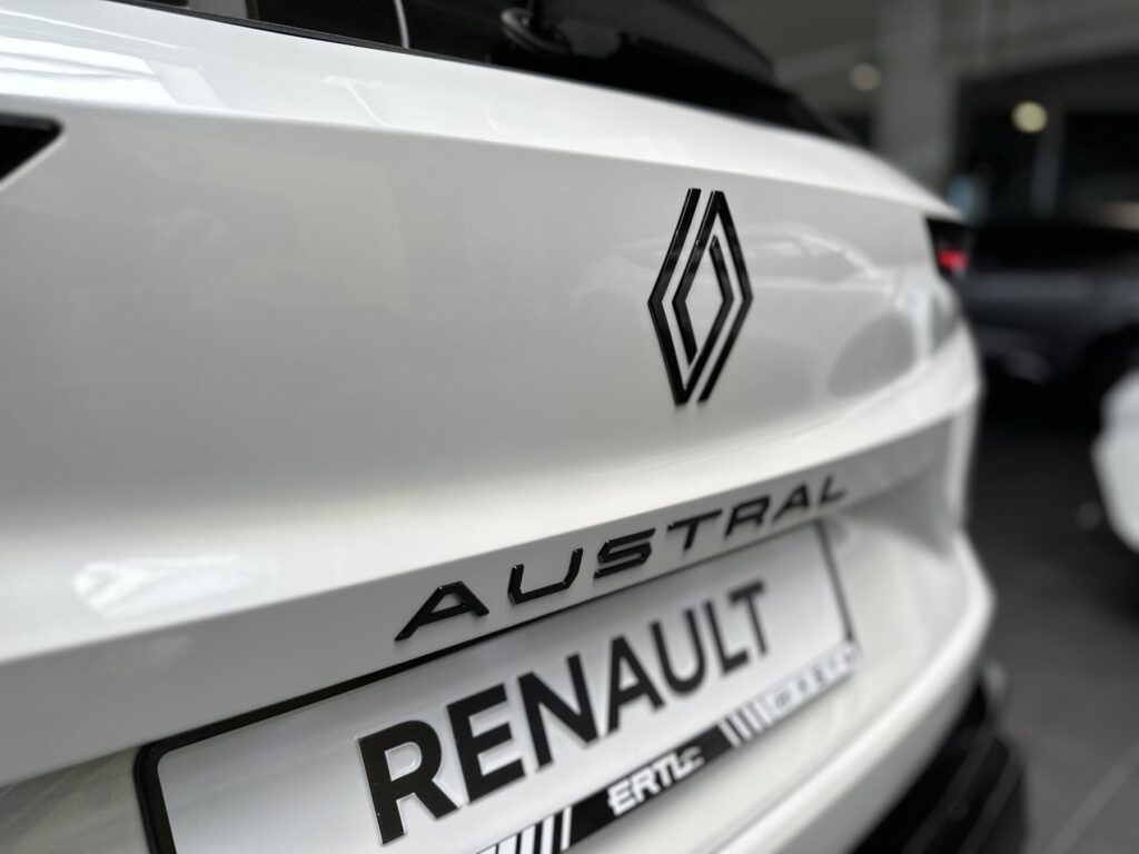 Renault Austral Exposé-Bild 24