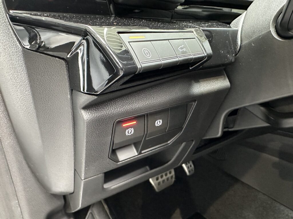 Renault Austral Exposé-Bild 35