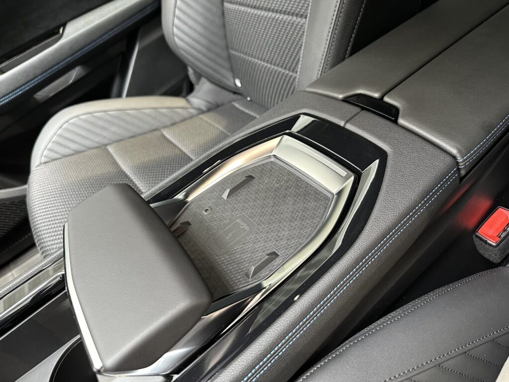 Renault Austral Exposé-Bild 48