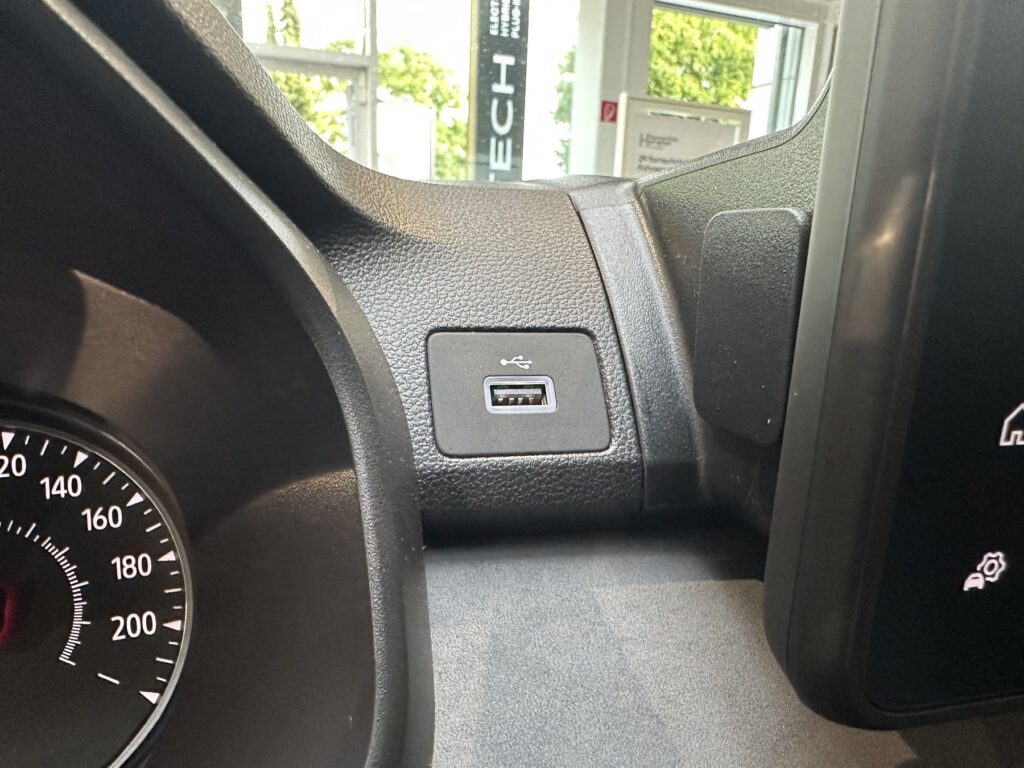 Dacia Jogger Exposé-Bild 50