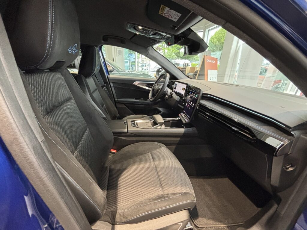 Renault Austral Exposé-Bild 13