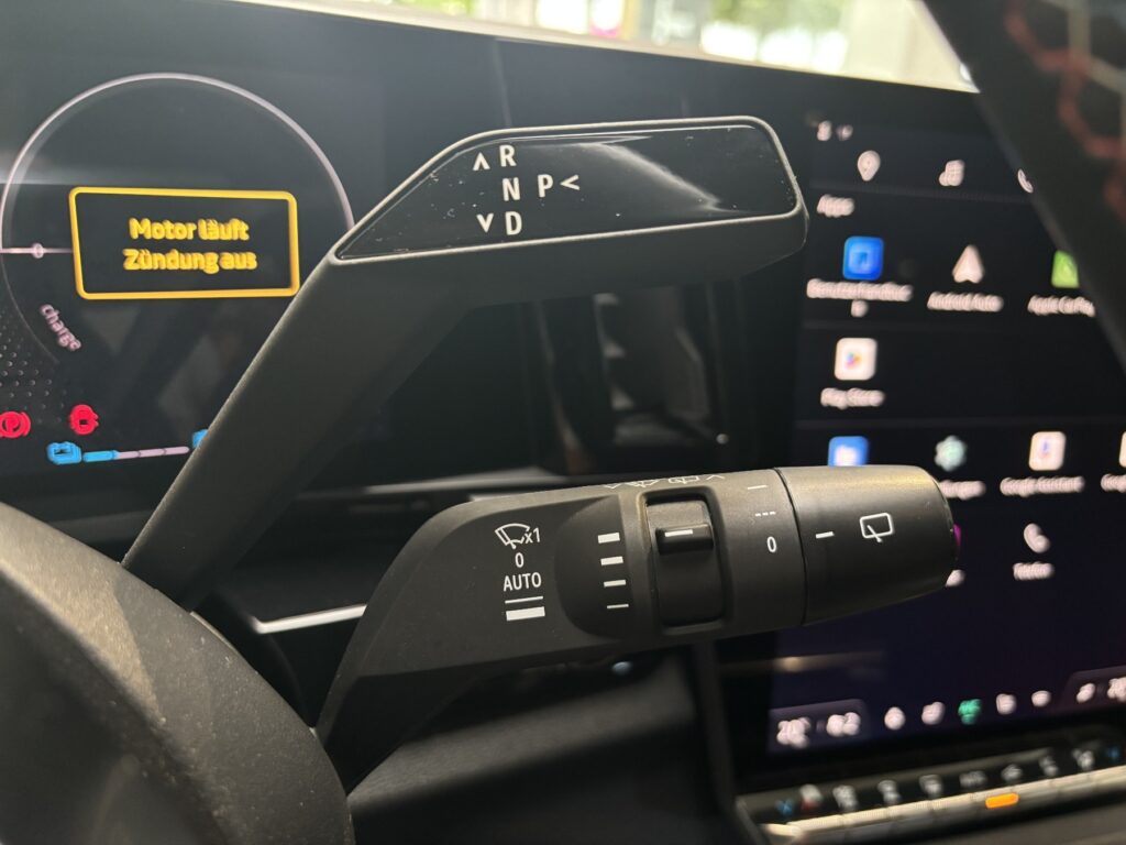 Renault Austral Exposé-Bild 23