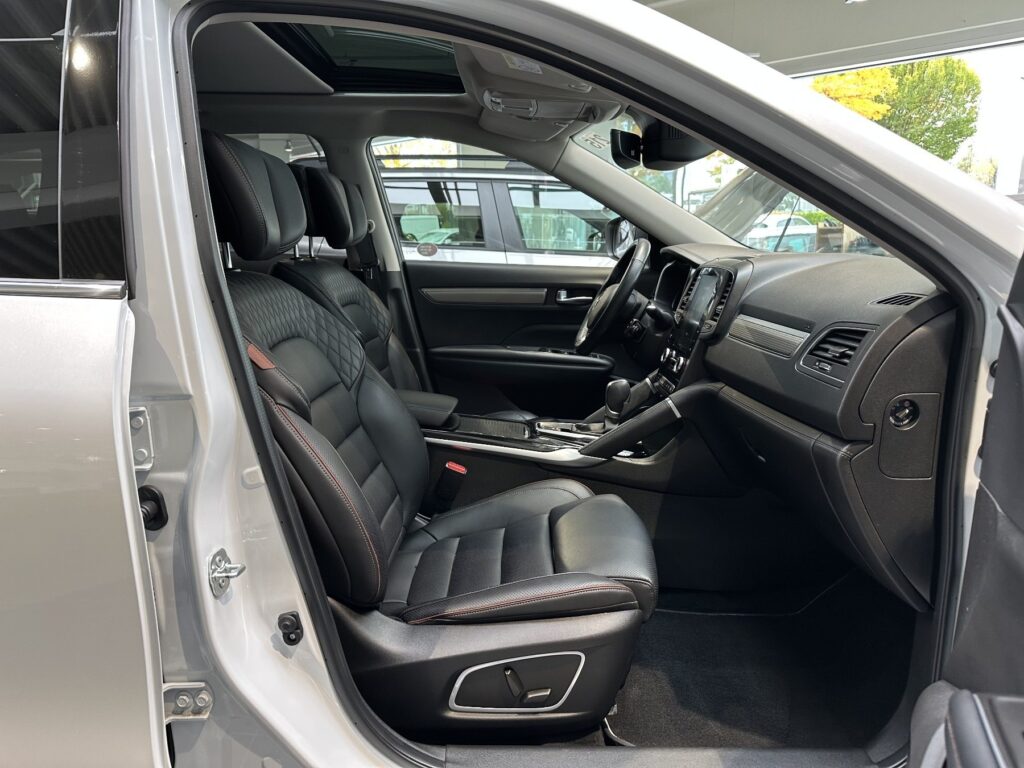 Renault Koleos Exposé-Bild 9