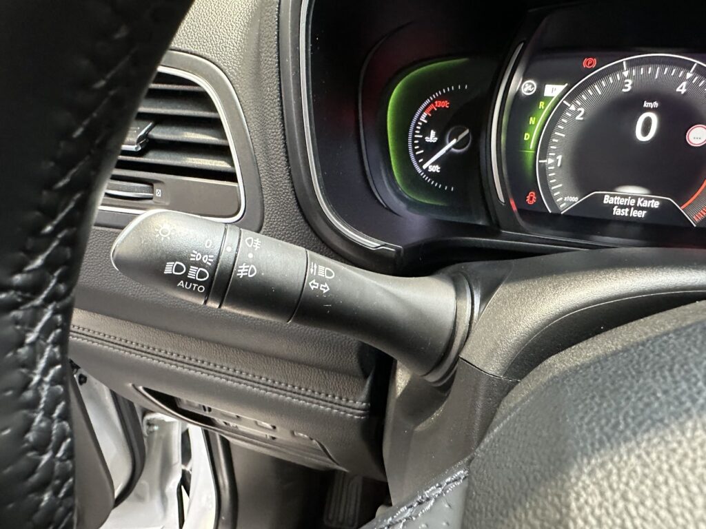 Renault Koleos Exposé-Bild 43