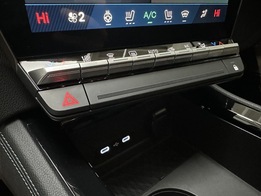 Renault Austral Exposé-Bild 40