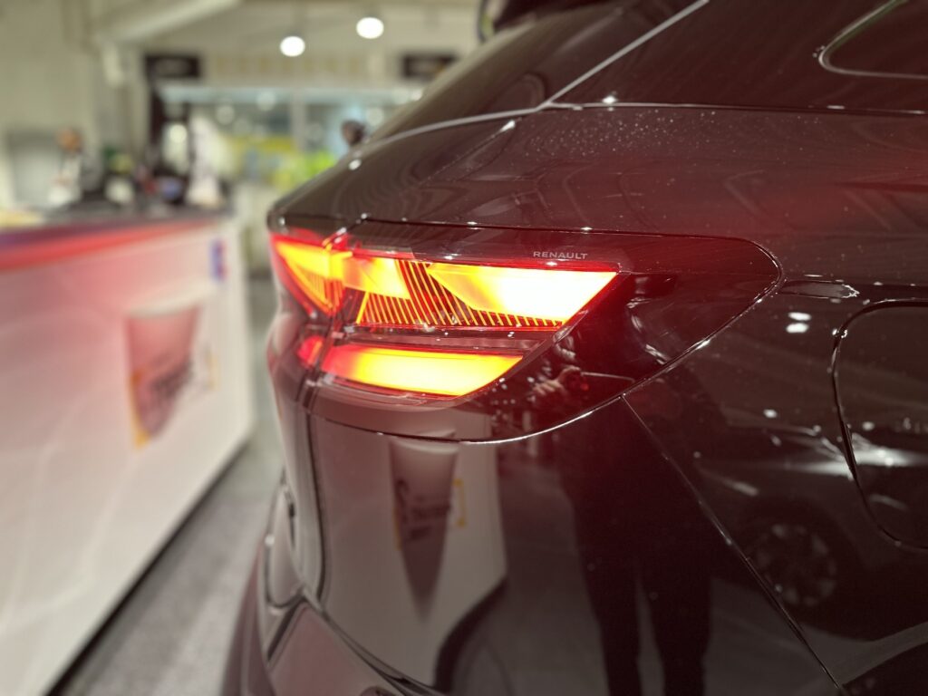 Renault Austral Exposé-Bild 12